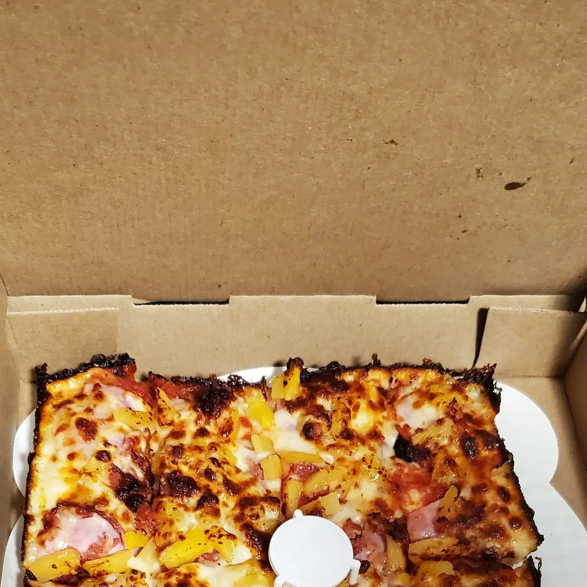 Hawaiian Pizza