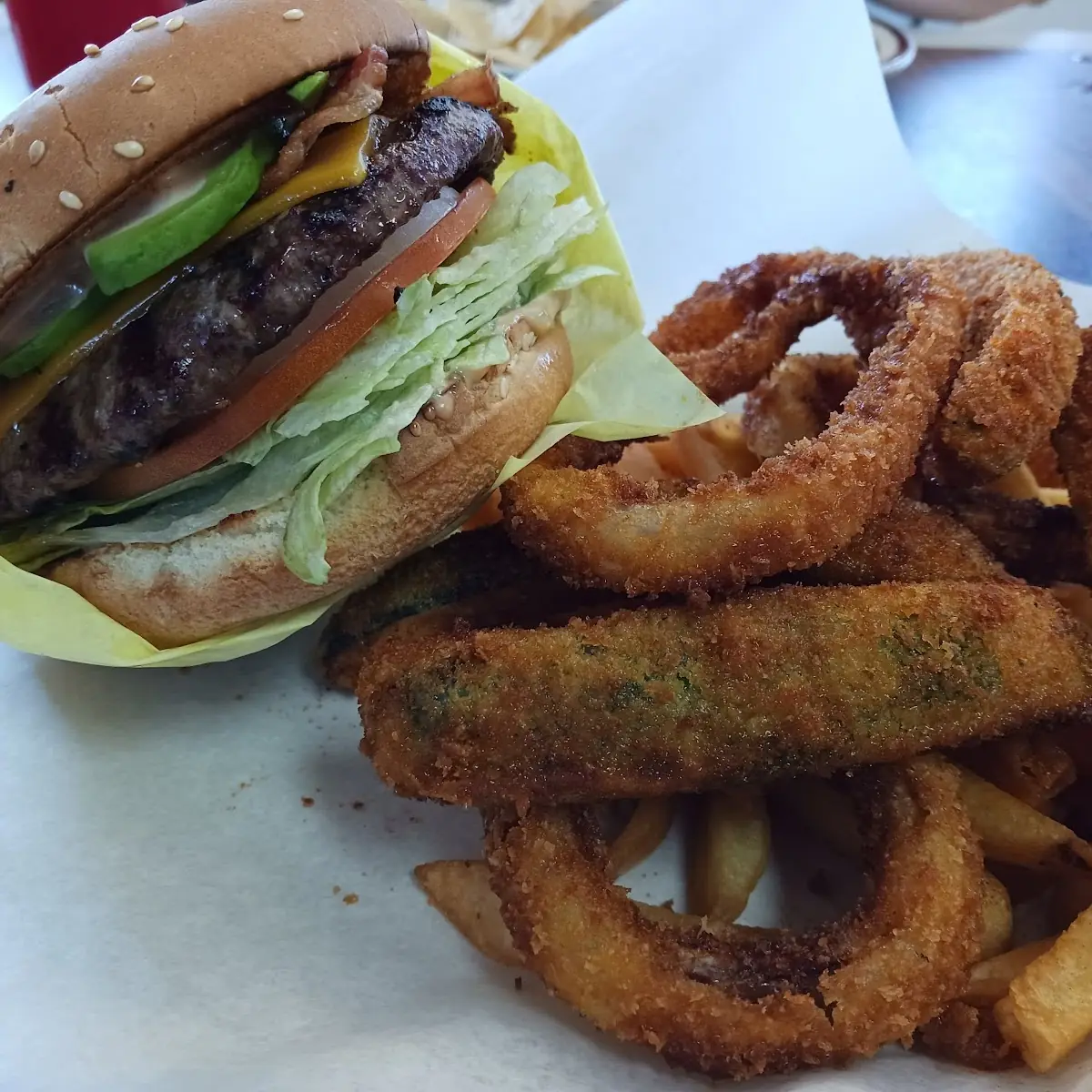 Avocado Cheese Burger Basket