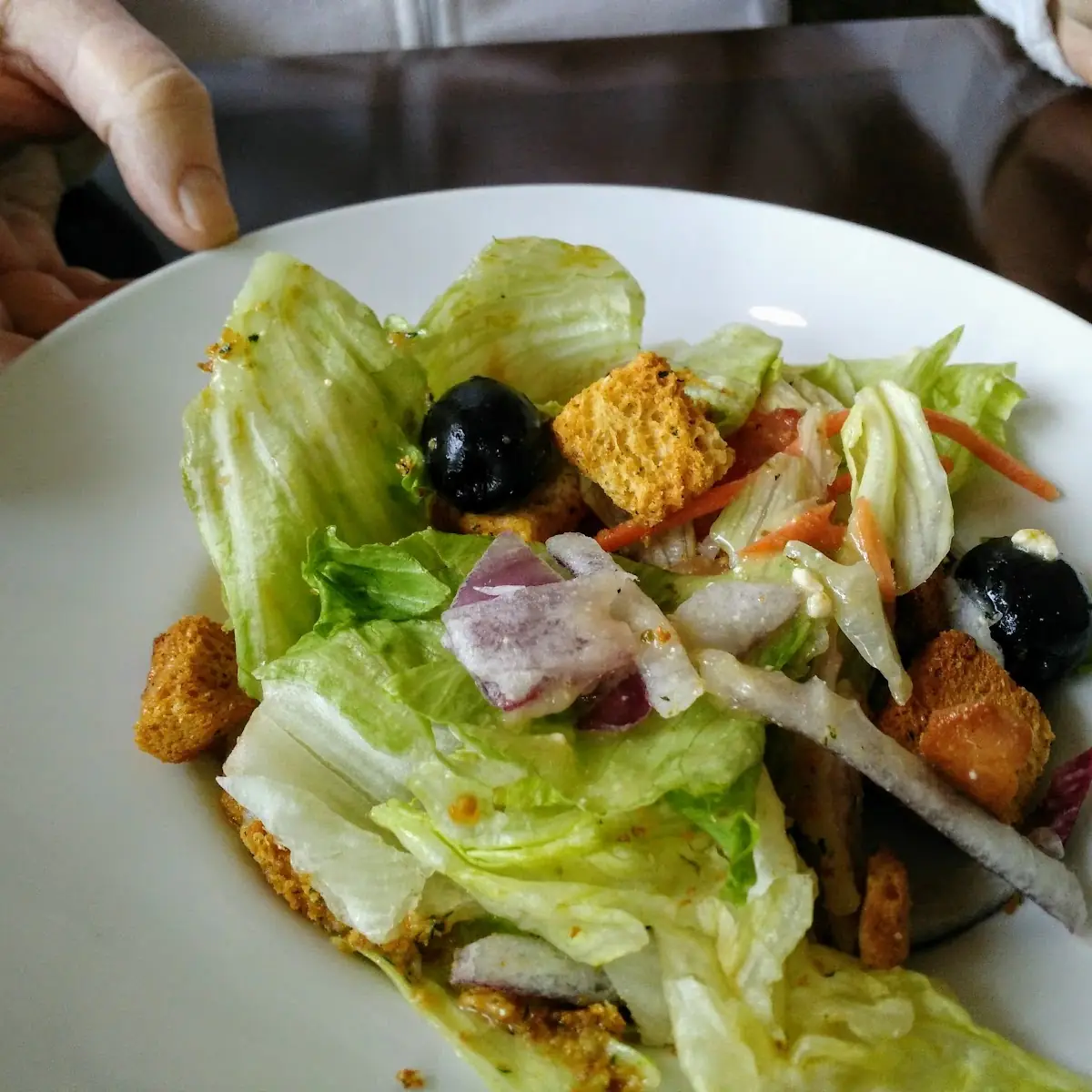 Salad & Breadsticks