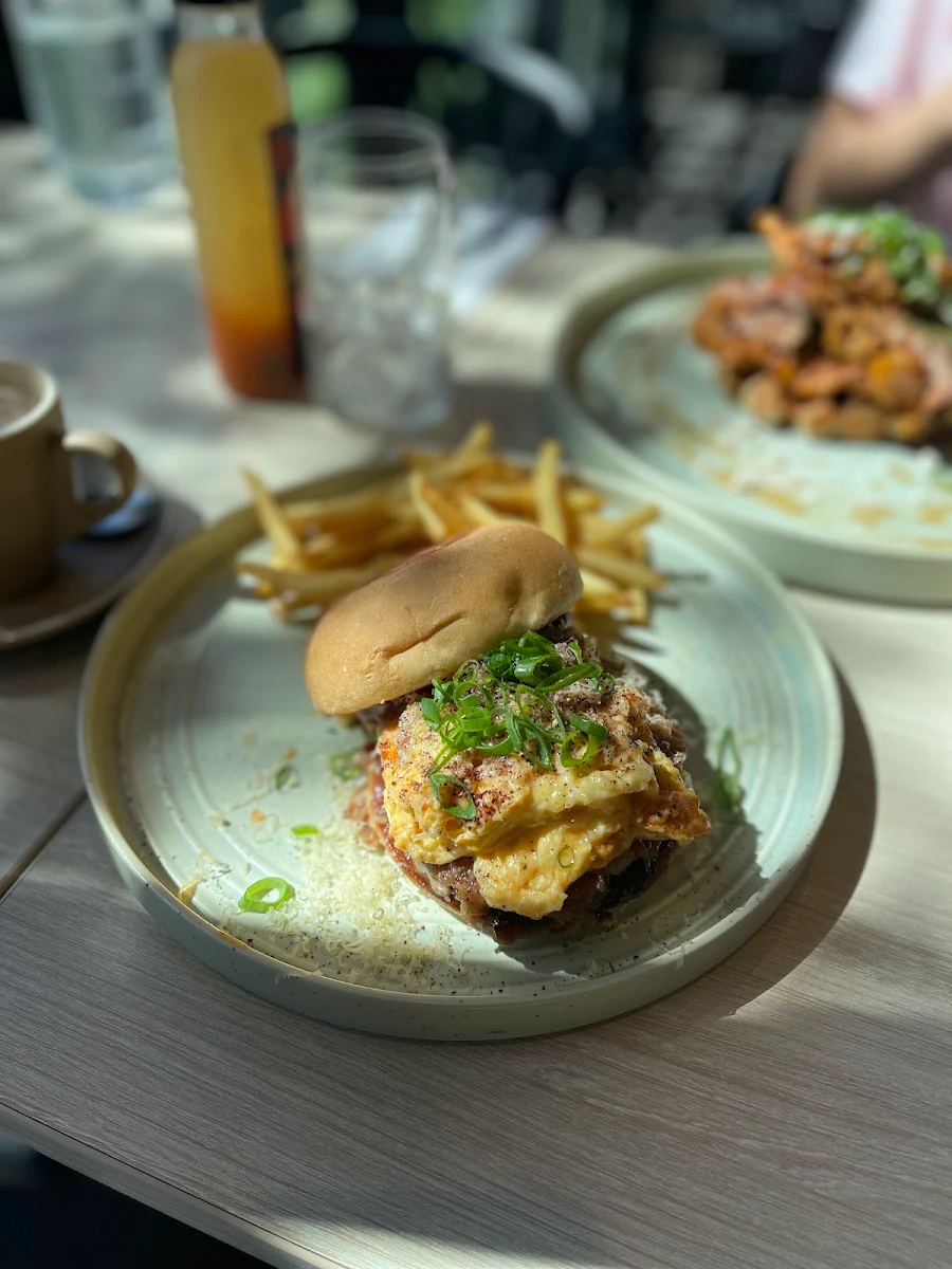 Scrambled Egg Burger