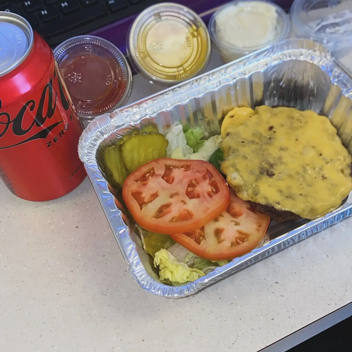 Bun Less Cheese Burger