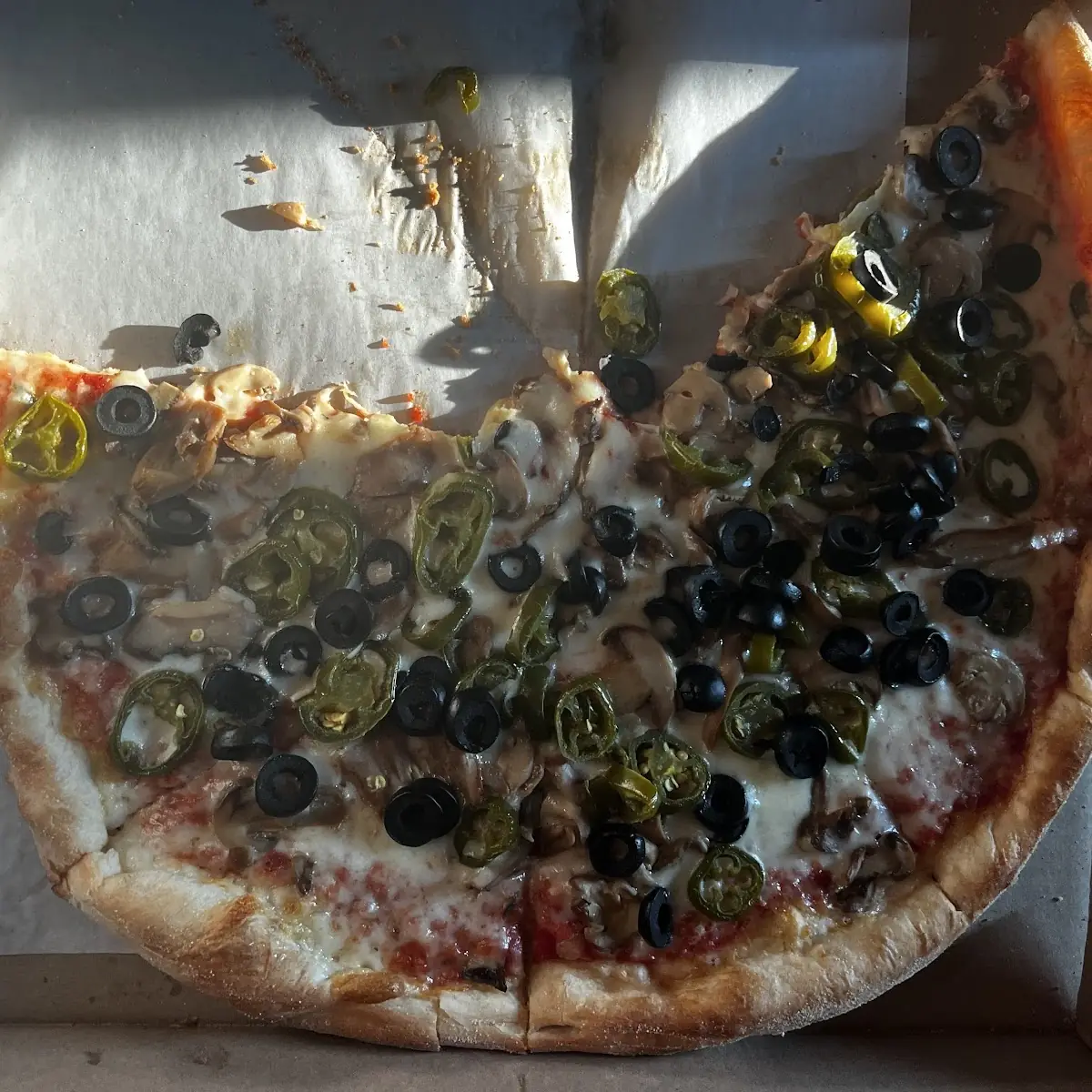 Jalapeño Black Olive Cheese Pizza