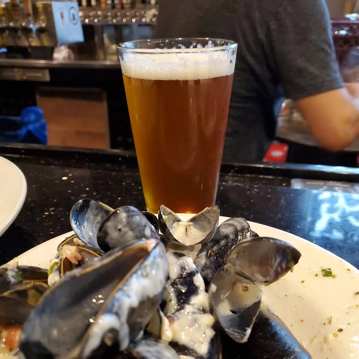 Blue Cheese Mussels
