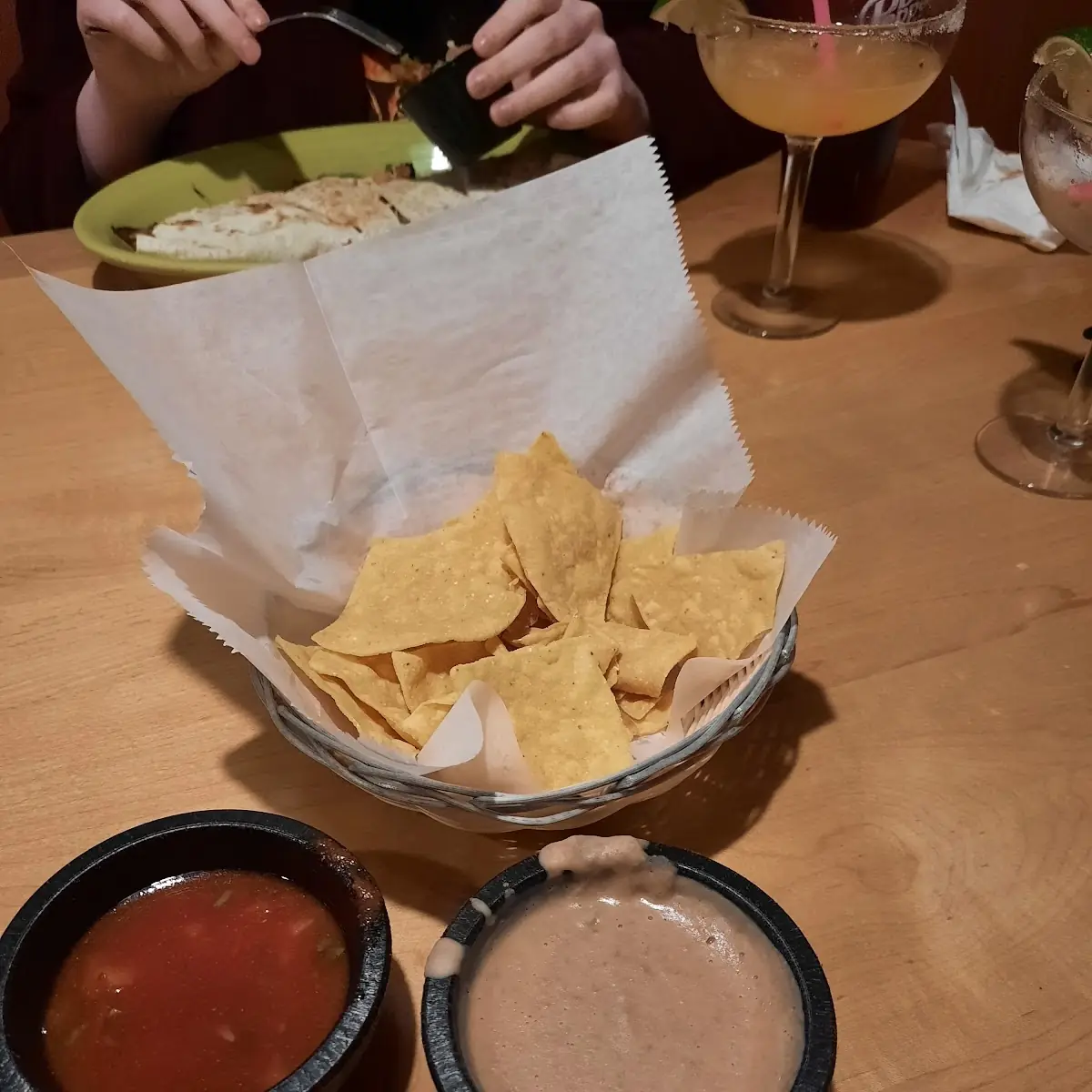 Chips & Salsa & Beans