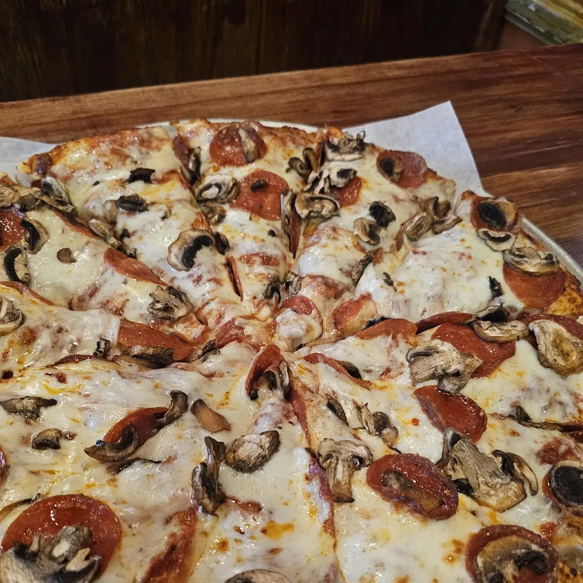 Extra Large Pepperoni and Mushroom Pizza