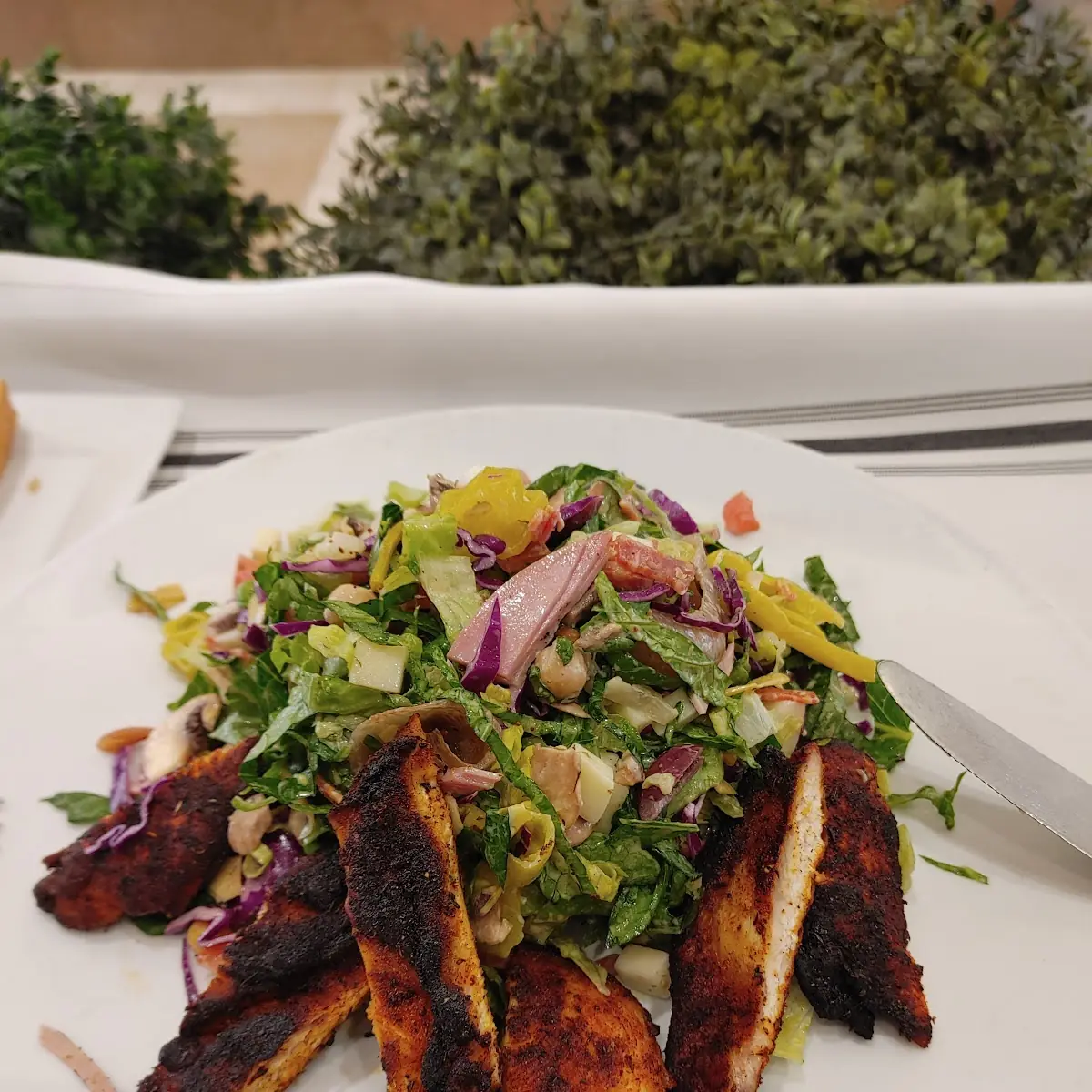 Wise Guy Salad with Blackened Chicken