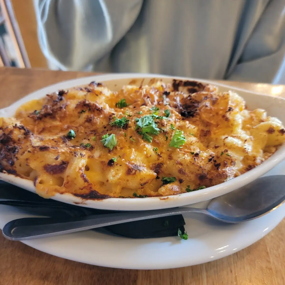 Seafood Mac -N- Cheese