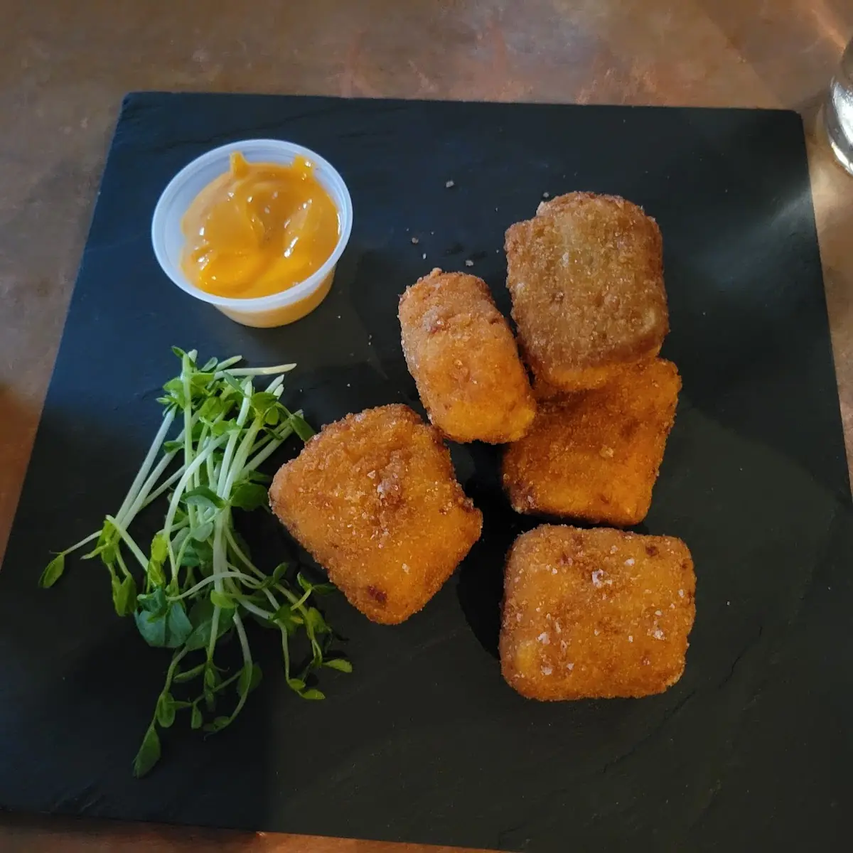 Deep Fried Mac and Cheese