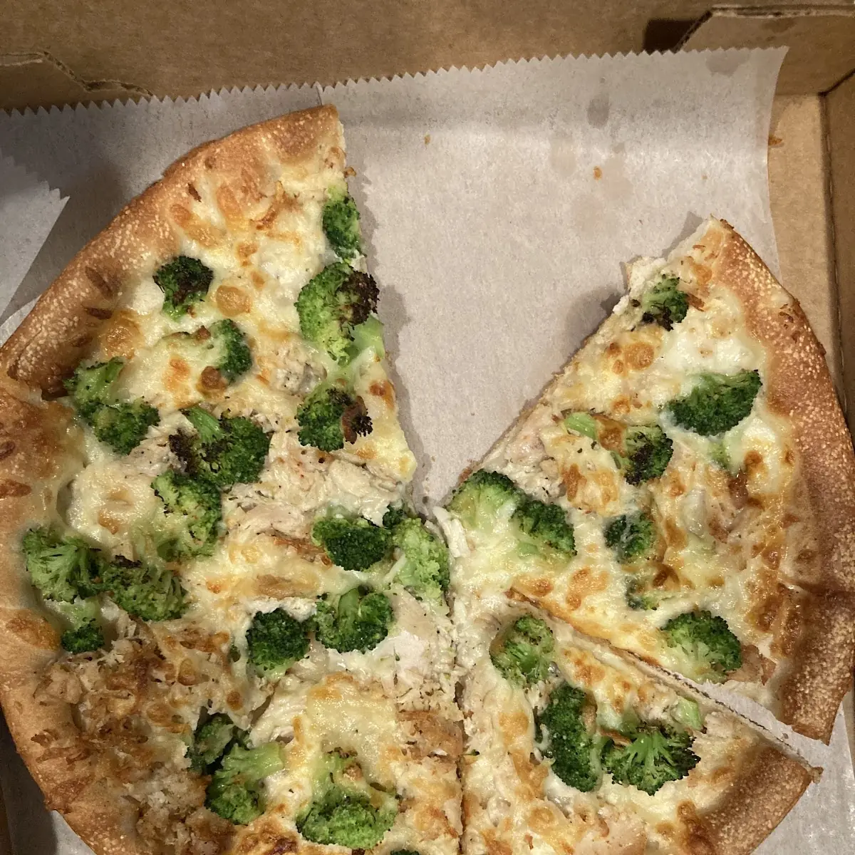 Chicken Broccoli Alfredo Pizza