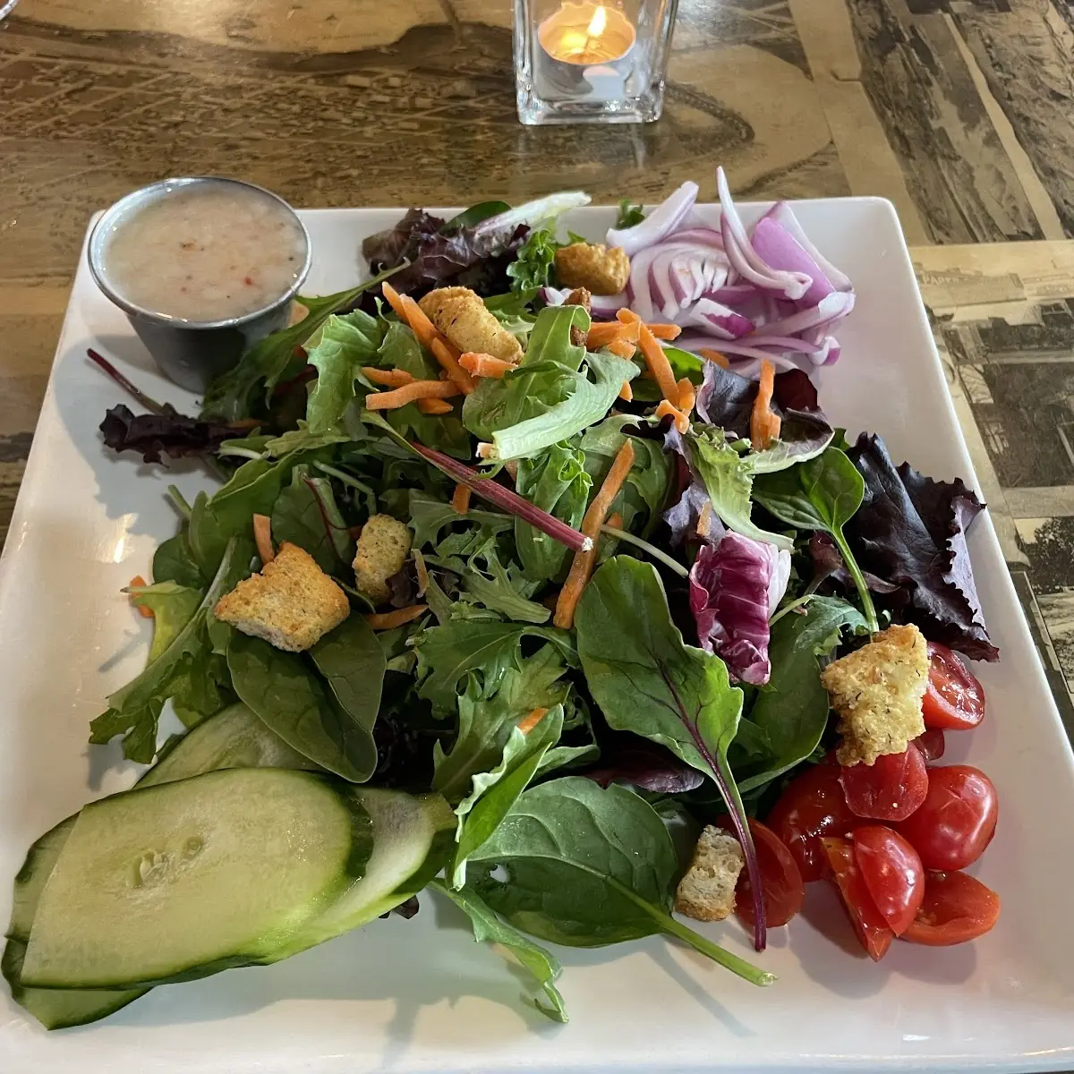 Mixed Green Salad Large