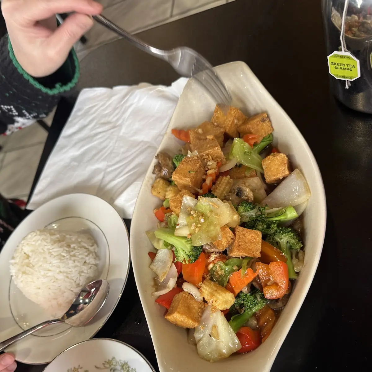 Wok-Fried Mixed Vegetables with Fried Tofu