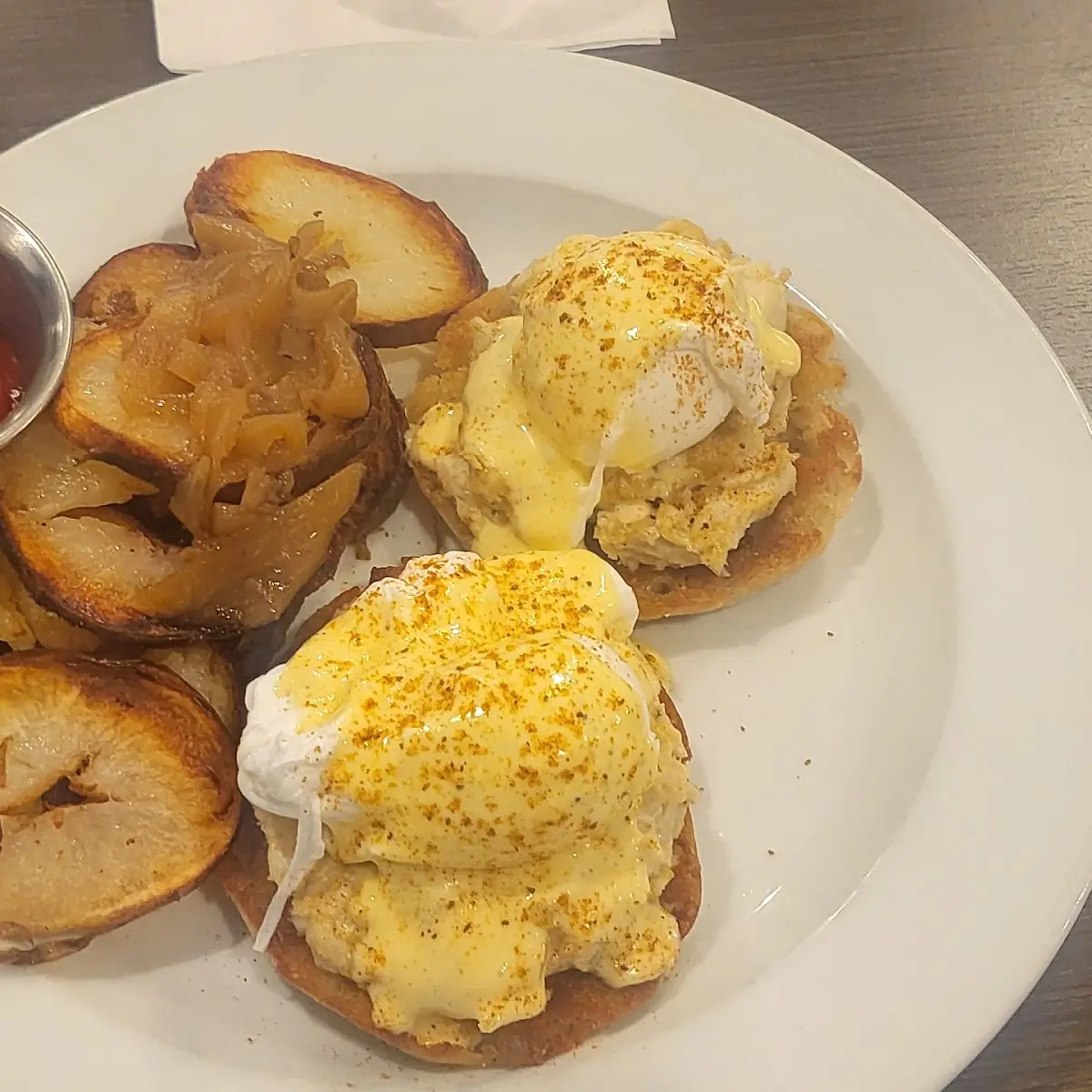 Eggs Benedict with Prime Rib