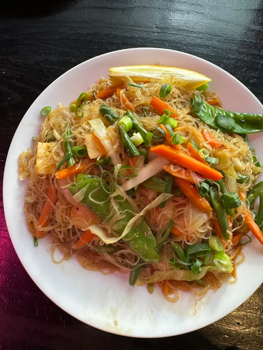 Stir Fry Bihon Guisado