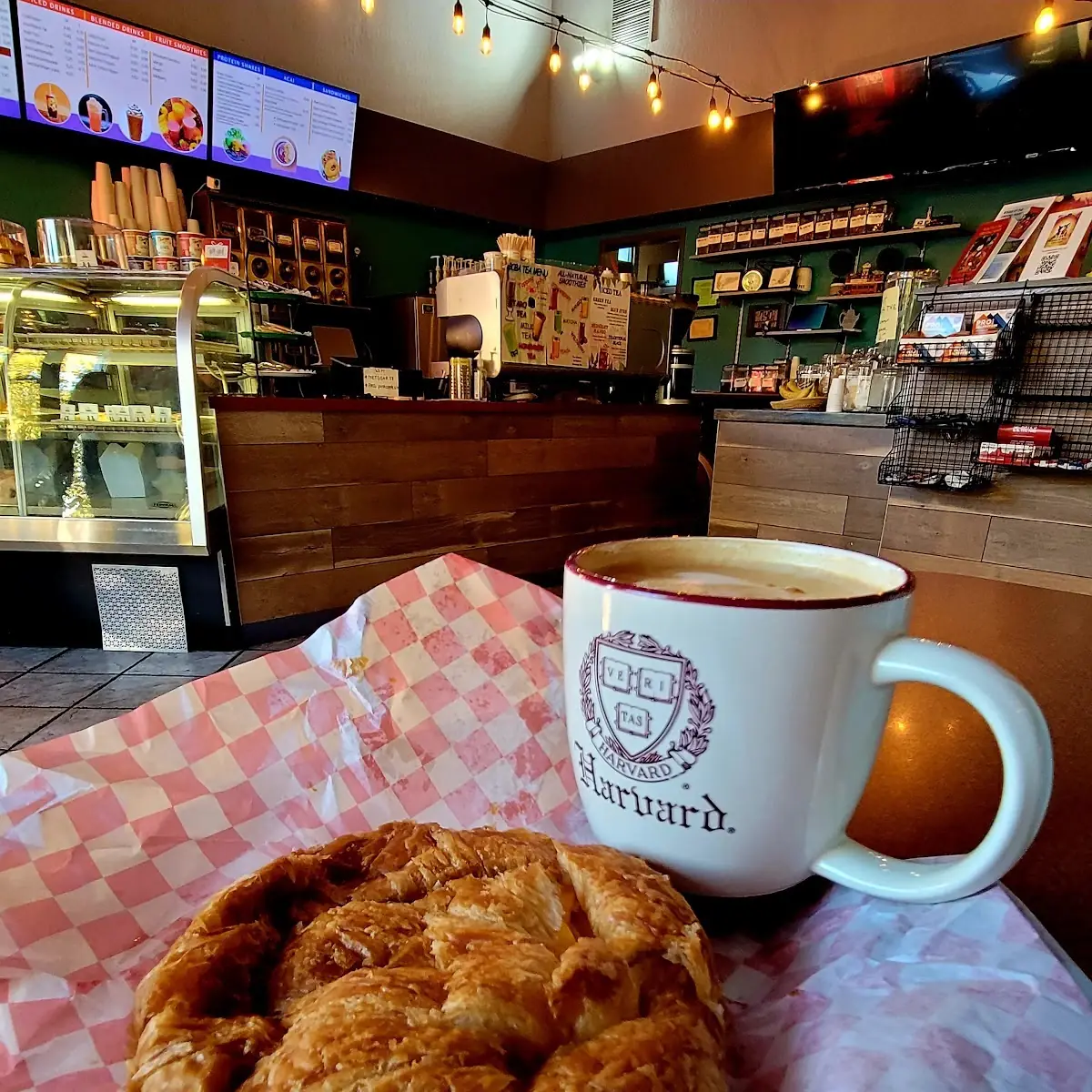 Ham & Cheese Crissont and a Cortado