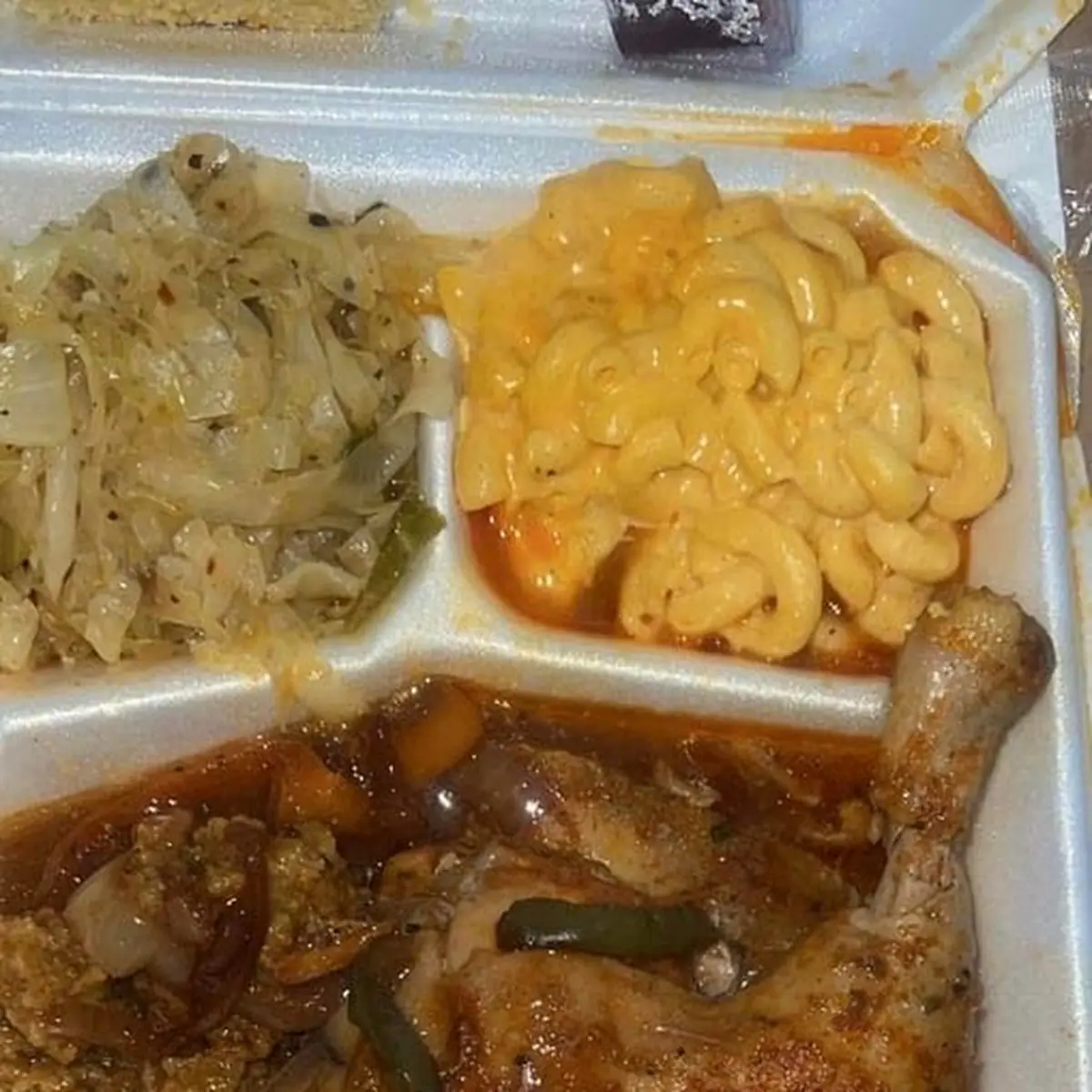 Meatloaf with Mac & Cheese & Green Beans