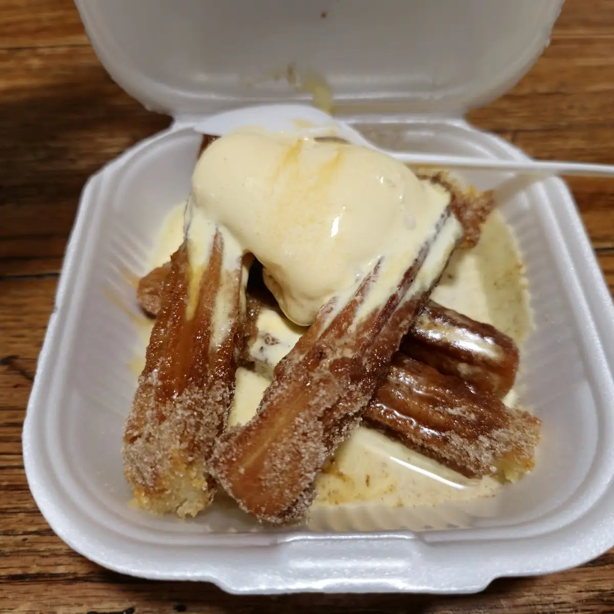 Cinnamon Churro w Vanilla Ice Cream