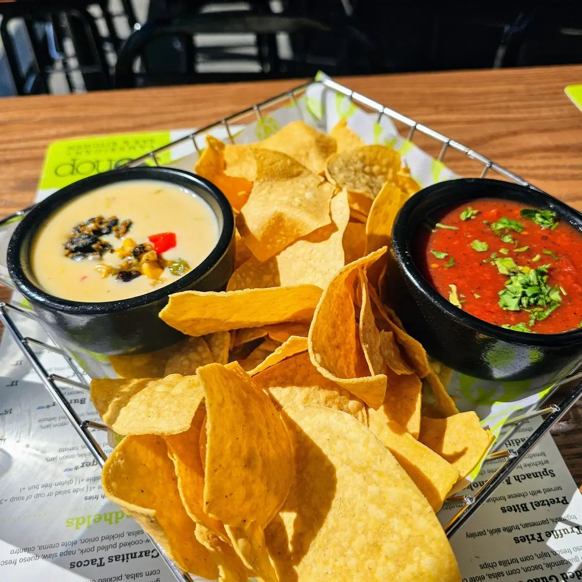 Chips & Queso