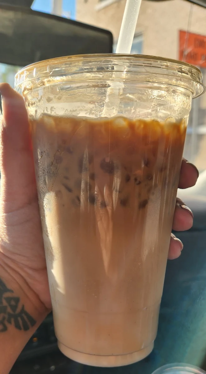 Iced Caramel Macchiato