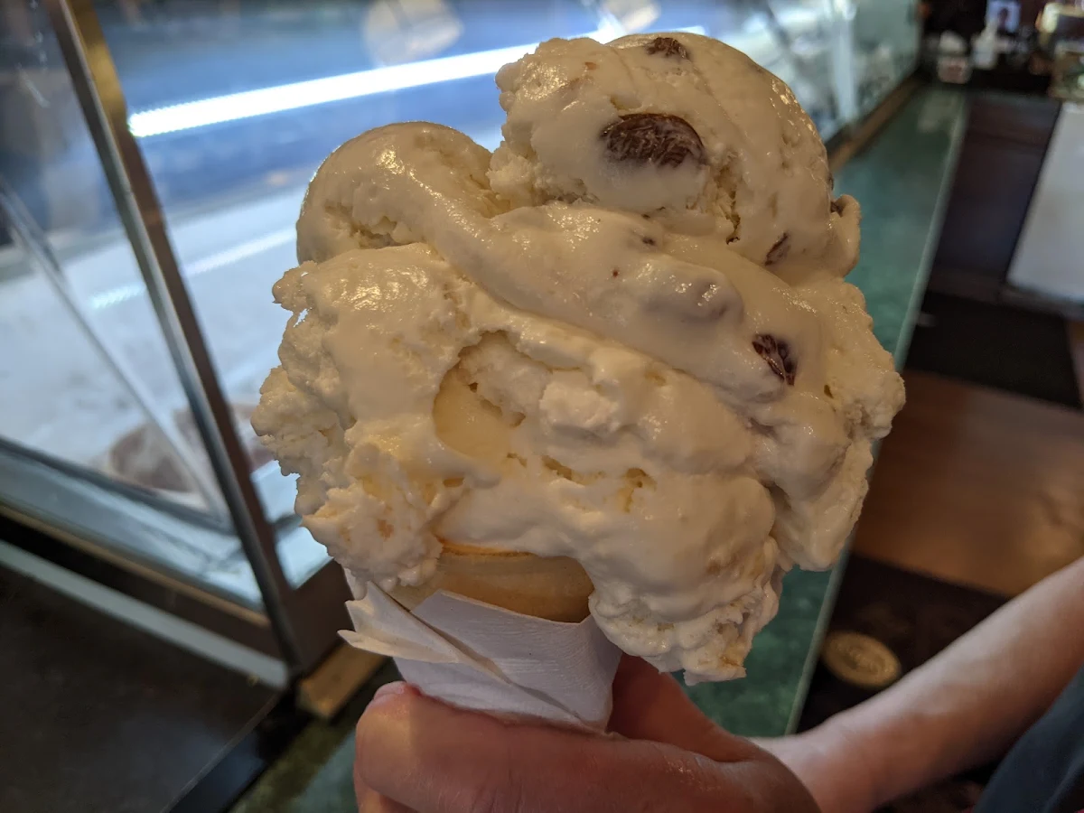Rum Raisin on Hawaii Delight