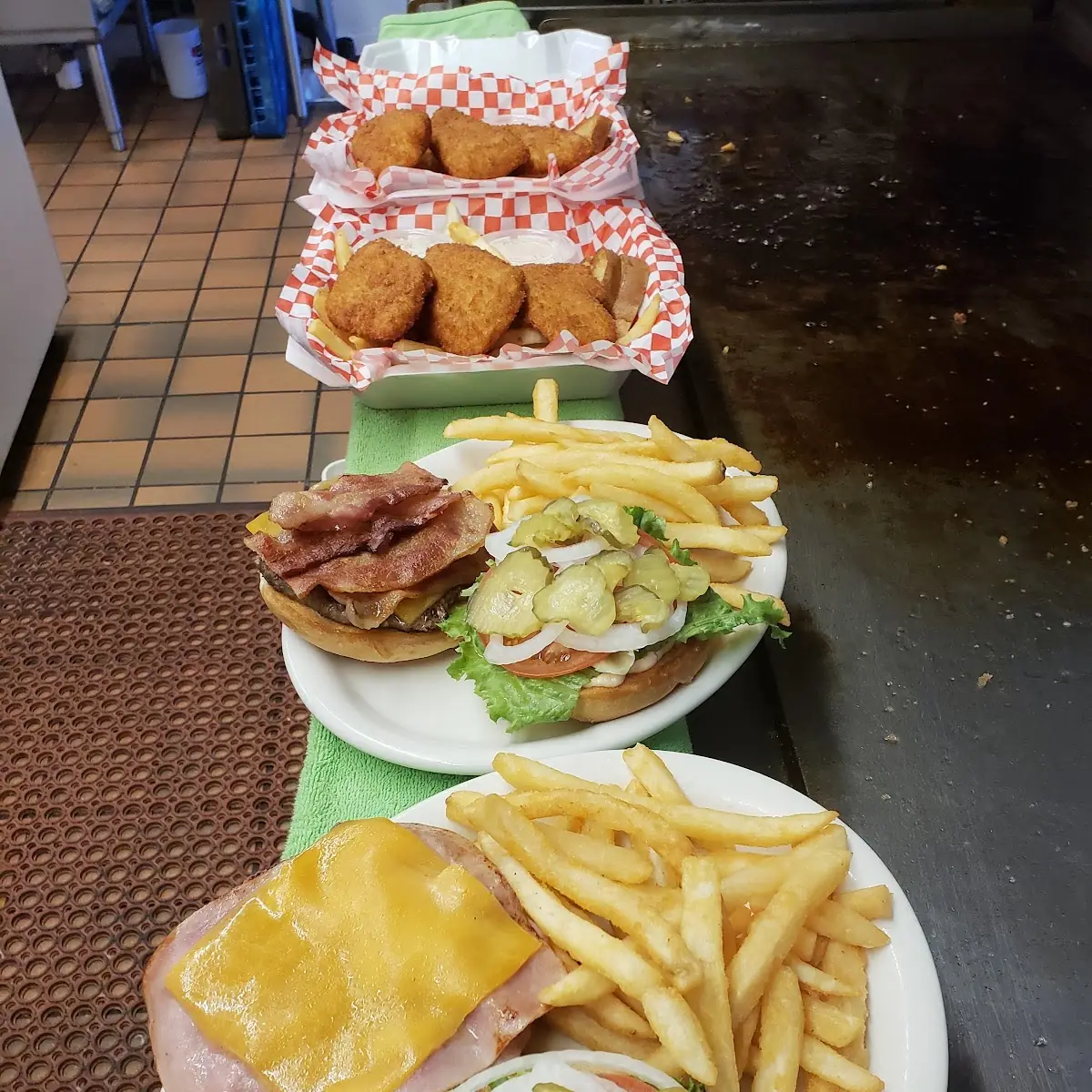 Bacon Cheese Burger&Fisher Man's Burger