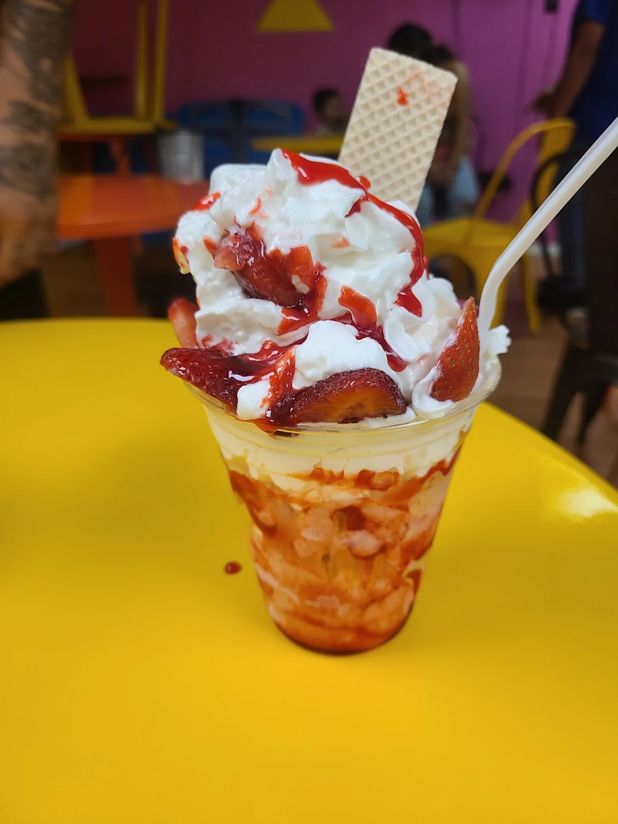 Strawberry Sundae