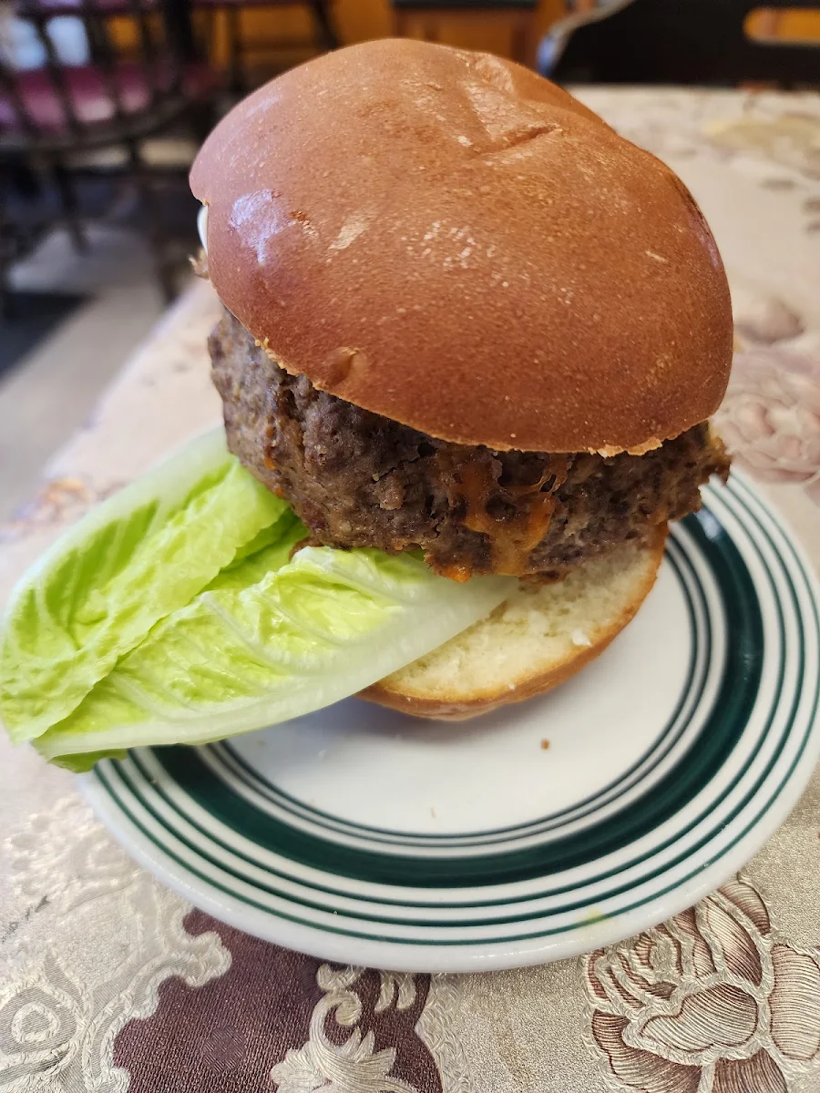 Lamb Burger, Yaser's Cafe