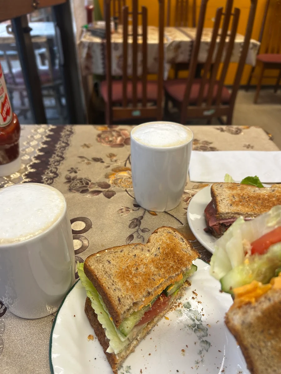 Veggie and Corned Beef, Yaser's Cafe