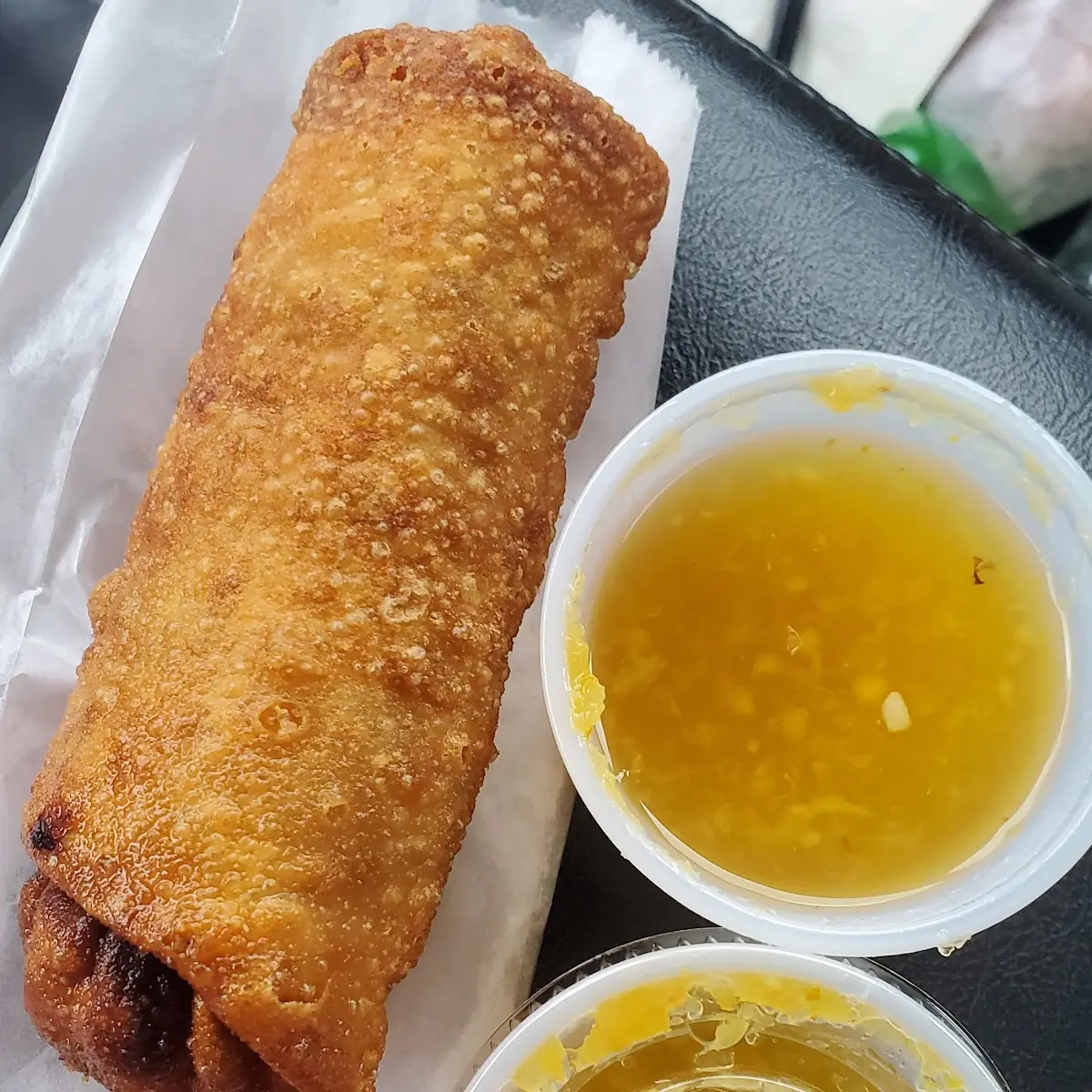 Egg Roll & Dipping Sauce