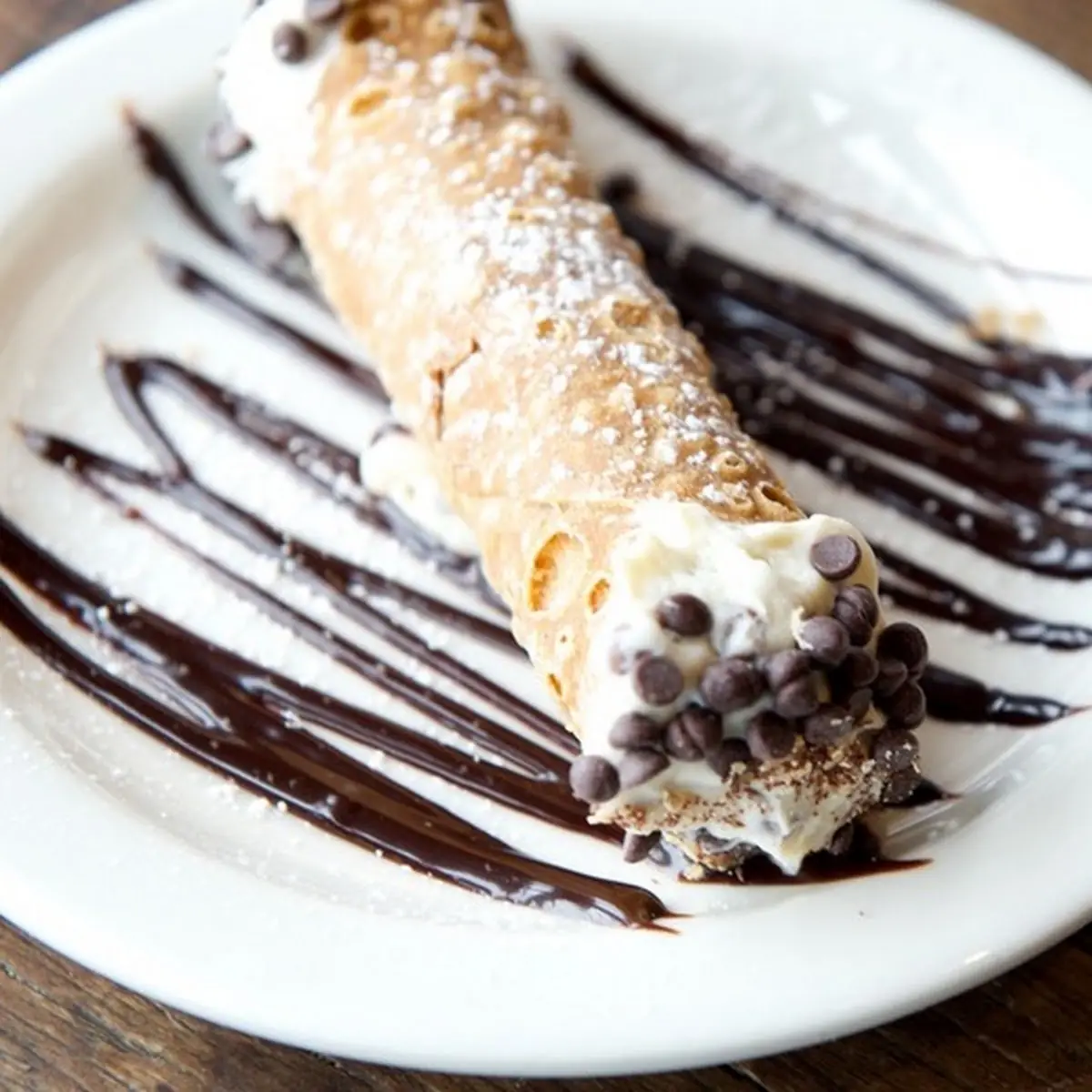 Chocolate Chip Cannoli