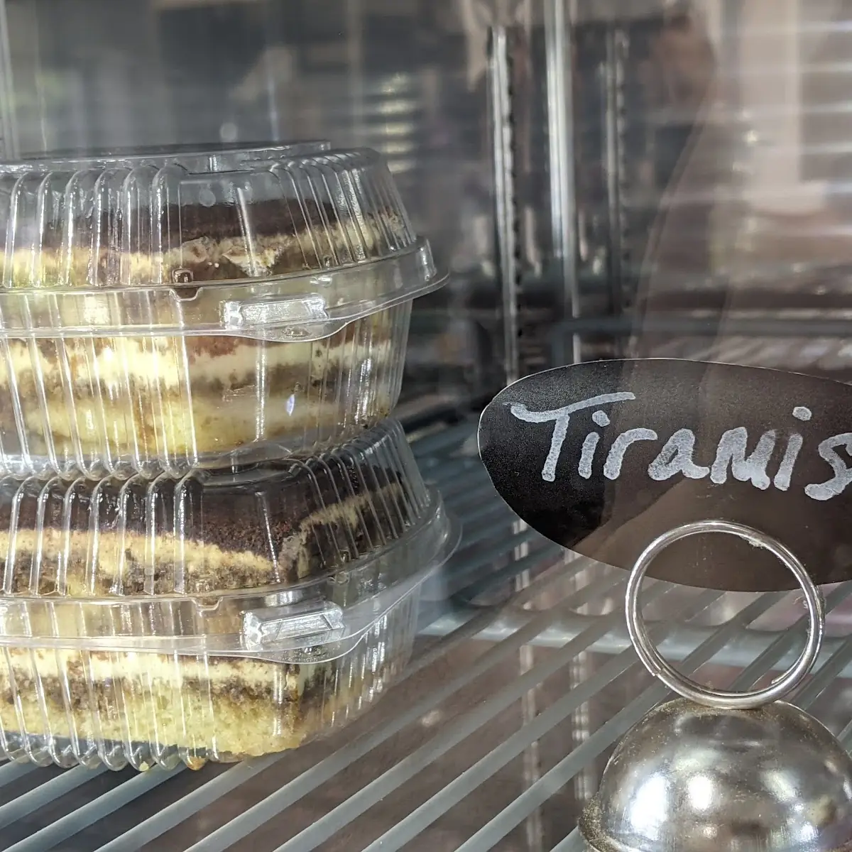 Tiramisu Cake
