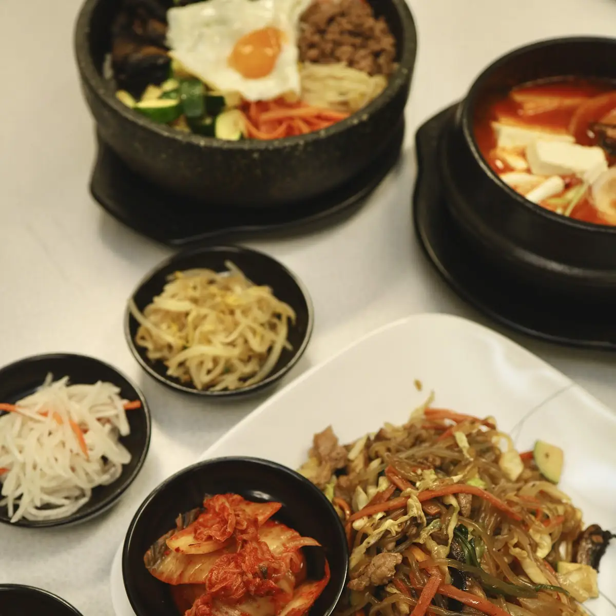 Dolsot Bibimbap
