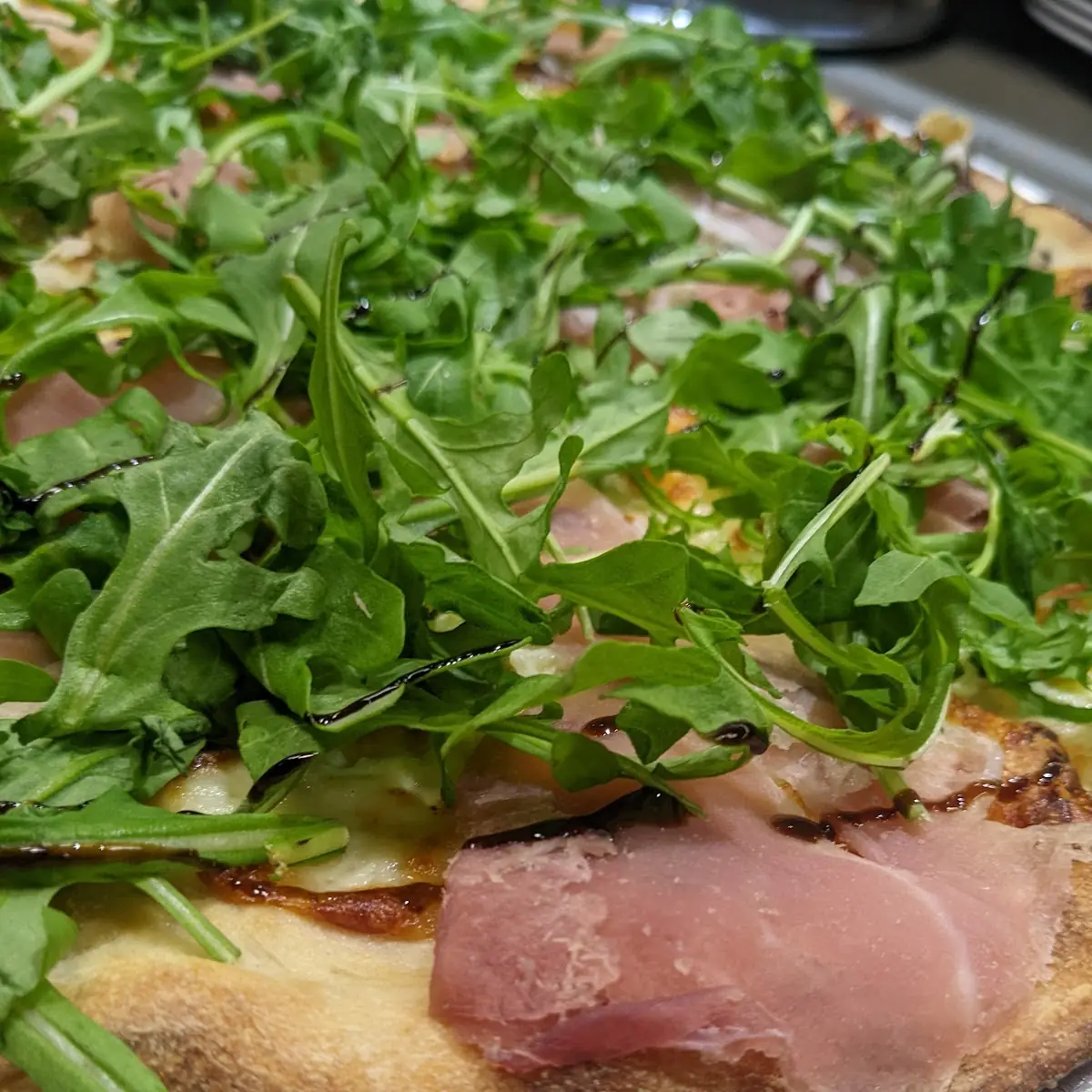 Gennaro's Favorite Pizza