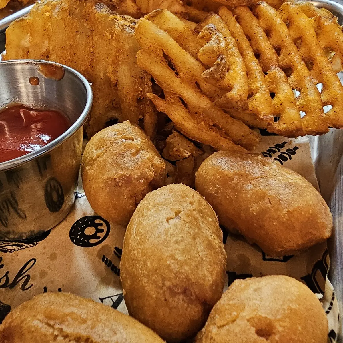 Garlic Waffle Cut Fries