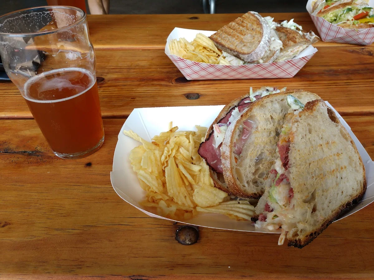 Pastrami Reuben