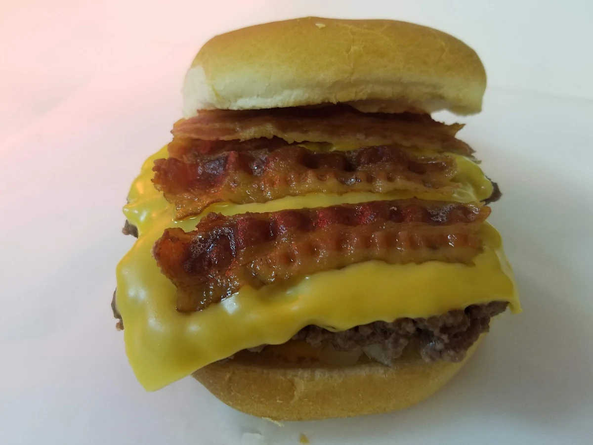 Bacon Cheeseburger
