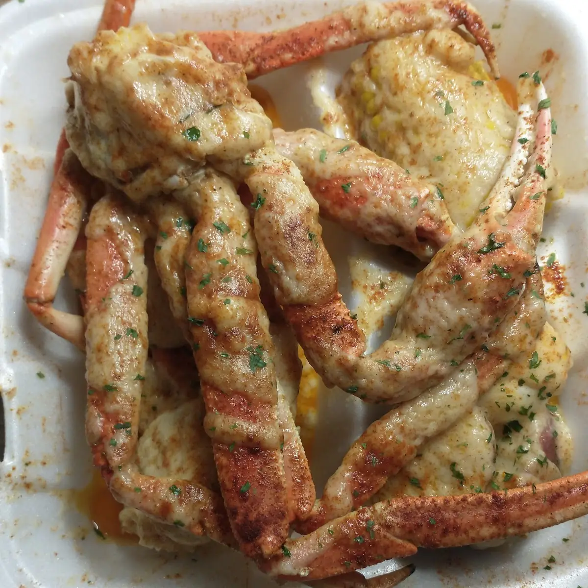 Garlic Snow Crab Platter