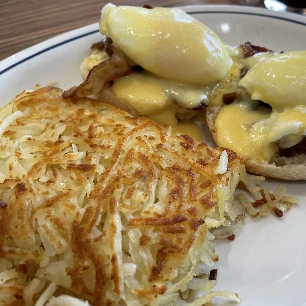 Crab Benedict