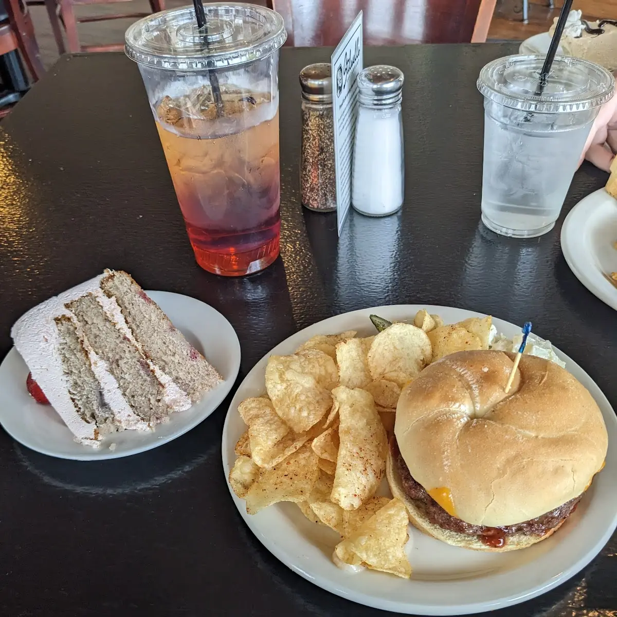 BBQ Burger with Chips and Strawberry Cake