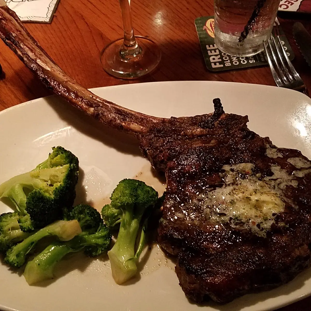 Bone-In Ribeye 20 Oz