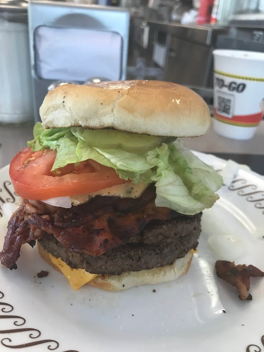 Bacon Quarter Cheese Burger Deluxe