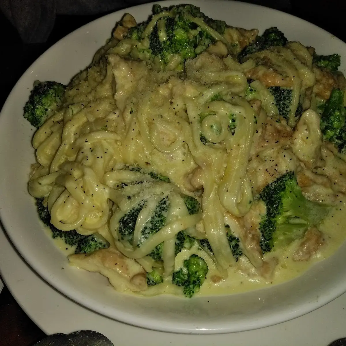 Chicken Alfredo Pasta with Broccoli Chicken