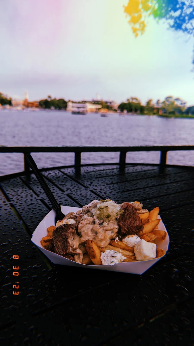 Braised Beef Poutine