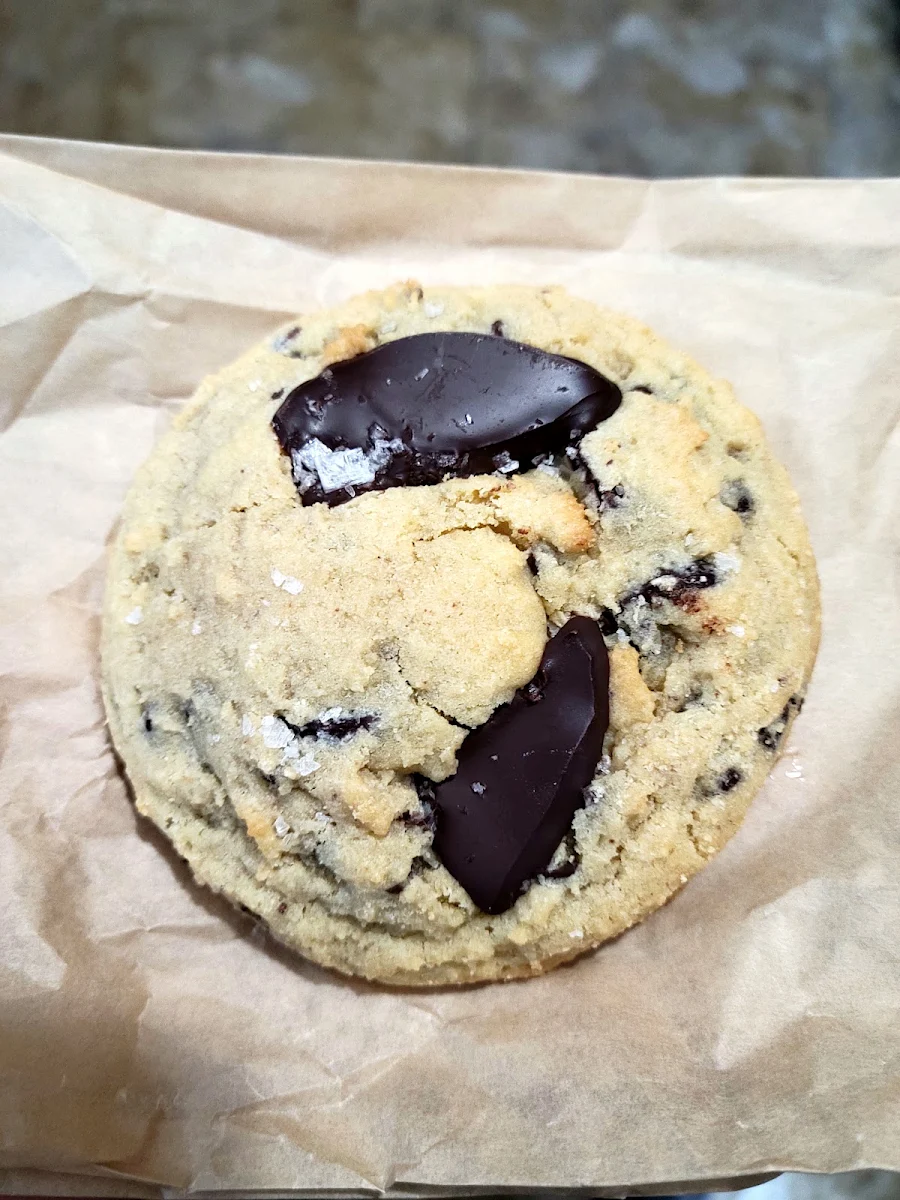 Chocolate Chip Cookie