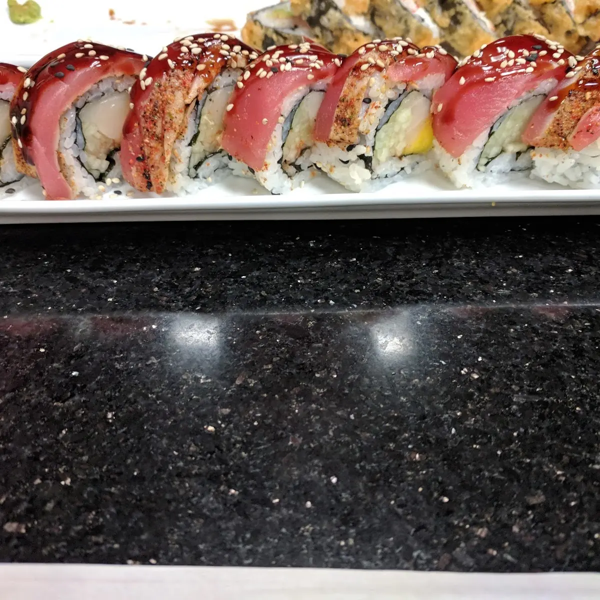 Black Tuna Roll