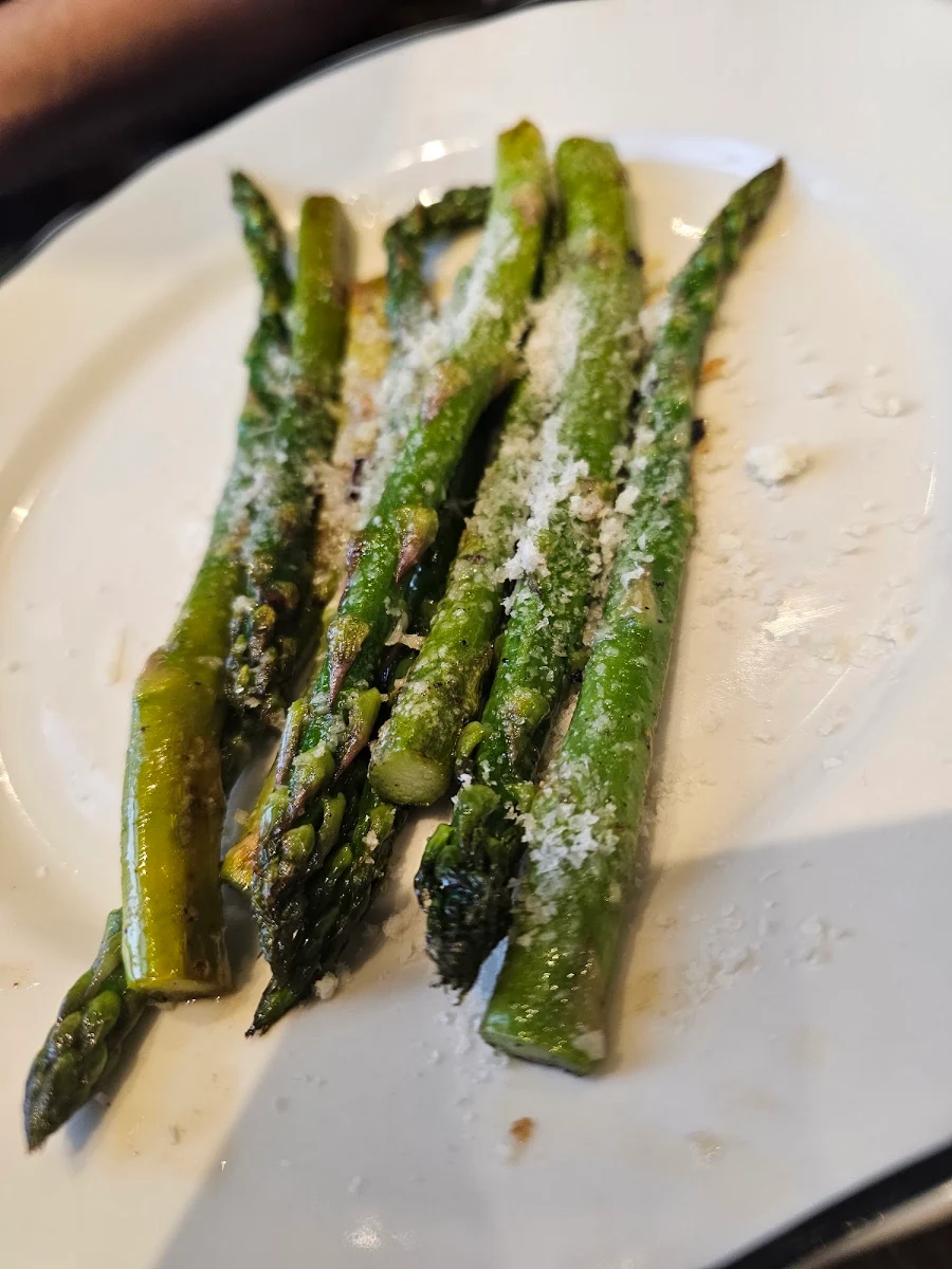 Asperges Grilles Grilled Asparagus