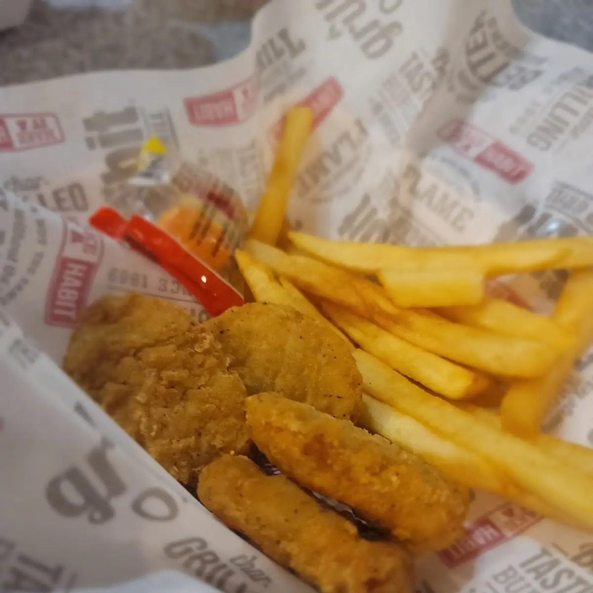 Kids Chicken Nugget Meal