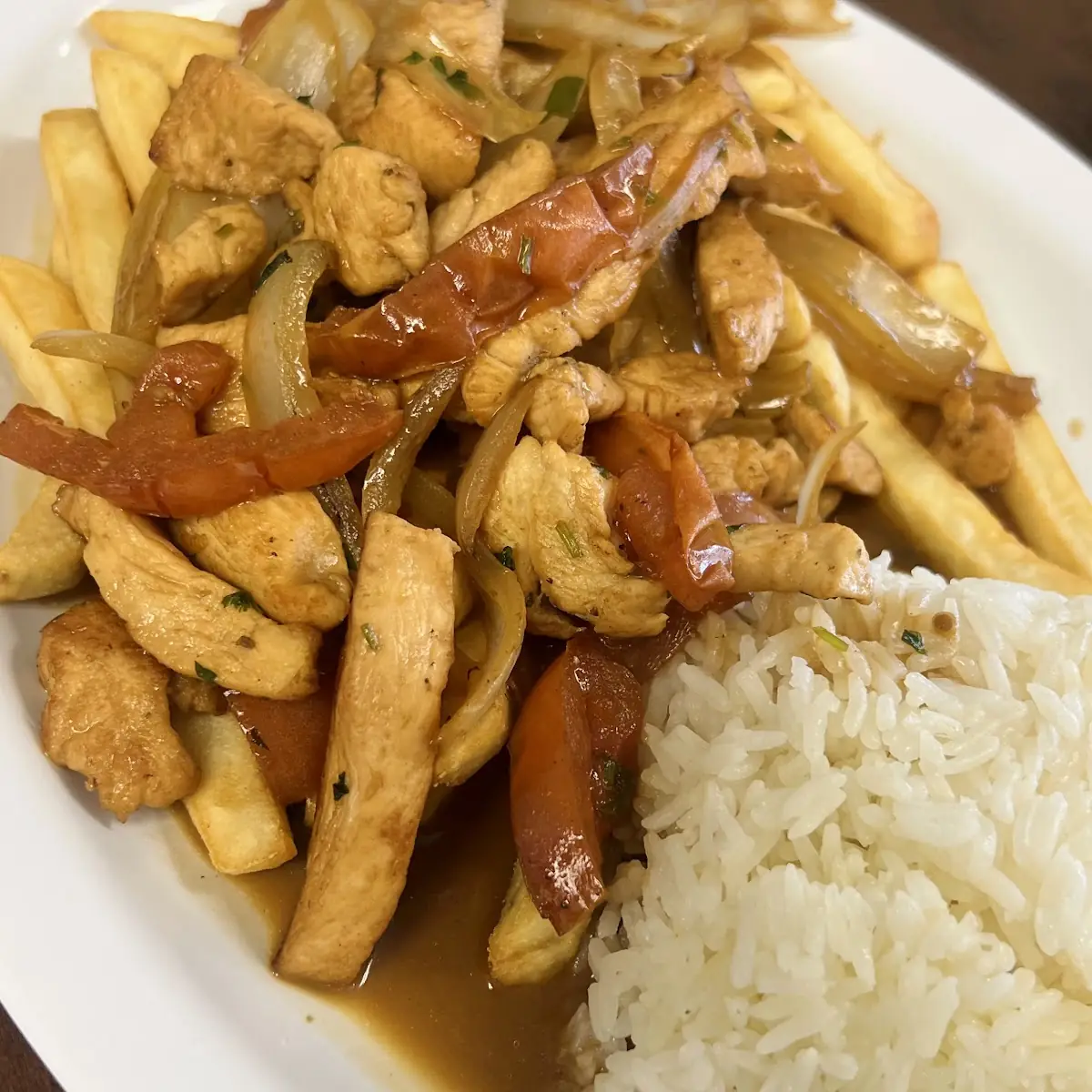 Pollo Saltado Salted Chicken