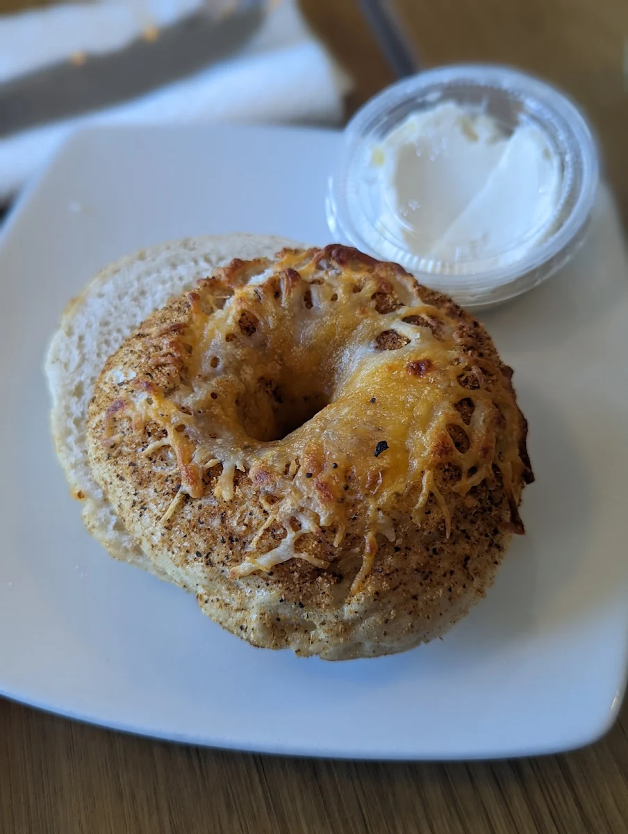 Smoked Cheese Bagel