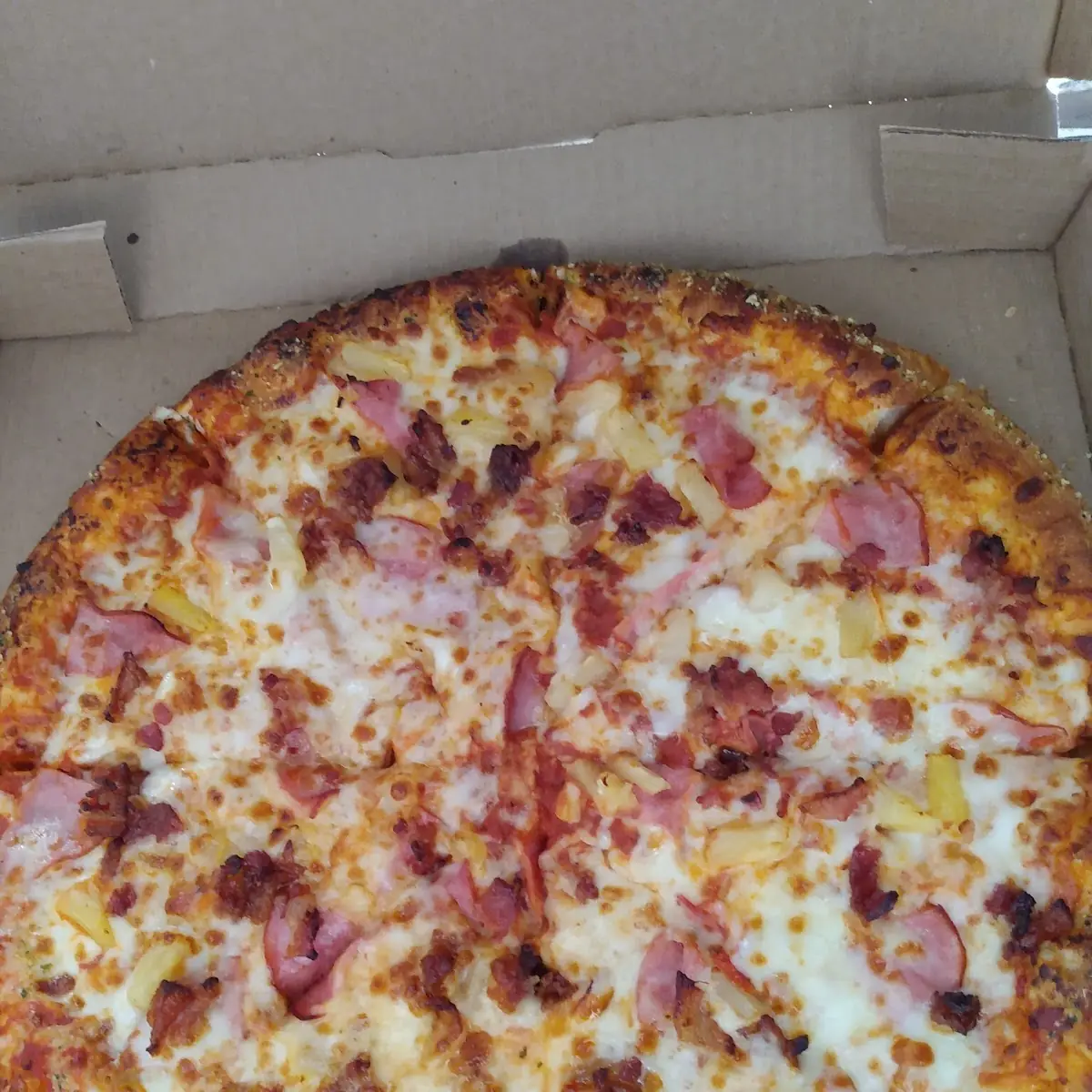 Hawaiian Pizza