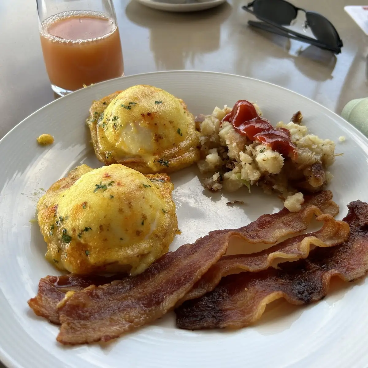 Scrambled Eggs & Bacon